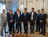 Президент України зустрівся із засновником японської компанії Rakuten Хіроші Мікітані
