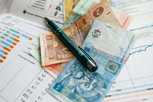 В июне денежная база выросла почти на 4% В июне денежная база выросла почти на 4%