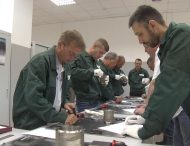 В тренажерному комплексі спеціальної підготовки ремонтного персоналу ЗАЕС проходять навчання фахівці  з контролю металу