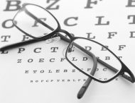 Чи може носіння окулярів покращити зір?