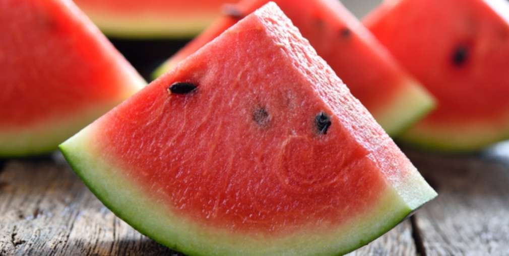 У сезон кавунів будьте обережні: смугаста ягода може приховувати небезпеку (КОРИСНО) У сезон кавунів будьте обережні: смугаста ягода може приховувати небезпеку (КОРИСНО)