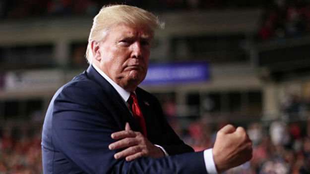 Доллар вредит другим странам: Трамп призвал ФРС снизить ставку Доллар вредит другим странам: Трамп призвал ФРС снизить ставку