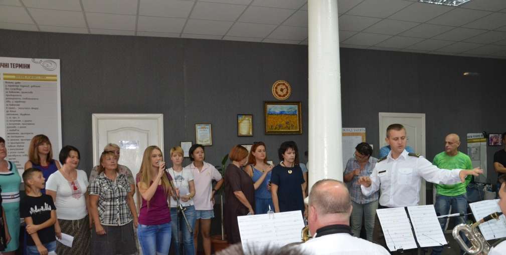 У Дніпрі святковий концерт до Дня Незалежності України відкриє хор із 25 волонтерів У Дніпрі святковий концерт до Дня Незалежності України відкриє хор із 25 волонтерів