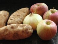 В Украине рекордно подорожали яблоки и картошка
