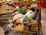 В Україні подорожчали 55% продуктів із соціального кошика