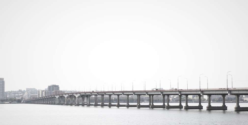 У Дніпрі Володимир Зеленський проїхався тролейбусом по відремонтованому Центральному мосту У Дніпрі Володимир Зеленський проїхався тролейбусом по відремонтованому Центральному мосту