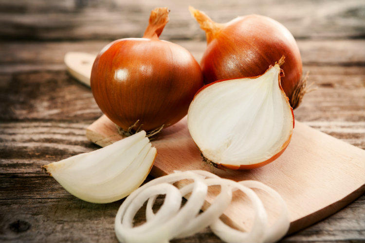 В Україні почали зростати ціни на цибулю В Україні почали зростати ціни на цибулю