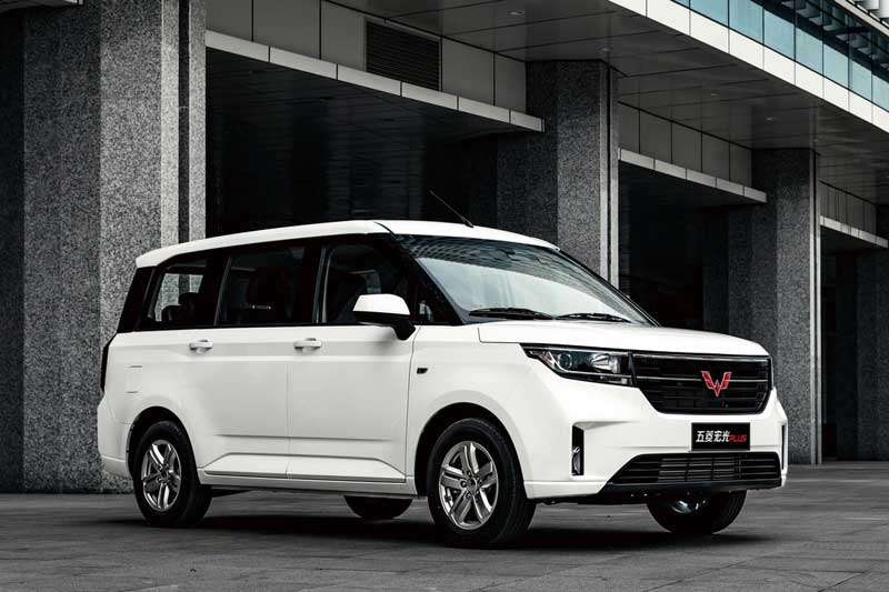 Китайцы построили 8-местный компактвэн за 10 тысяч долларов Китайцы построили 8-местный компактвэн за 10 тысяч долларов