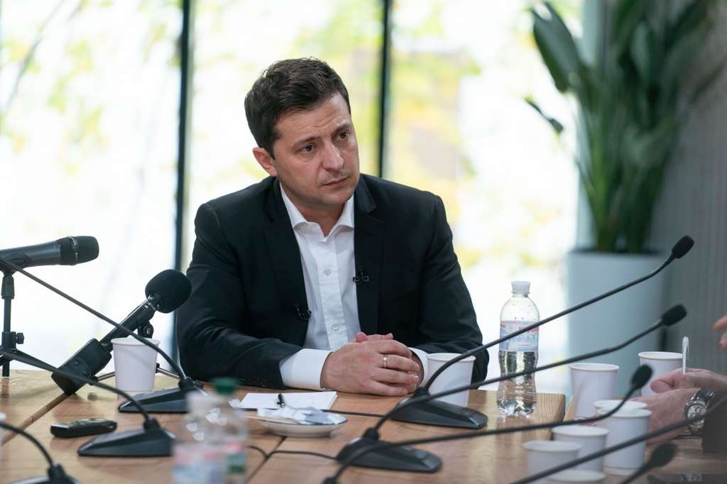 Володимир Зеленський: 1 листопада – це контрольна точка, коли правоохоронні органи мають продемонструвати результат у декількох гучних справах Володимир Зеленський: 1 листопада – це контрольна точка, коли правоохоронні органи мають продемонструвати результат у декількох гучних справах