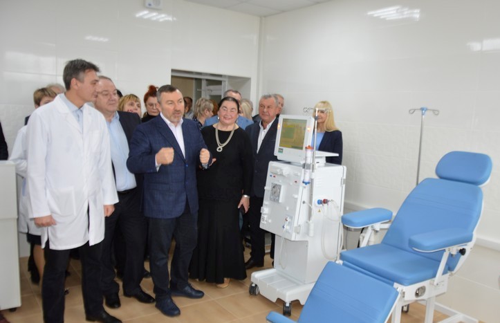 У Нікопольській районній лікарні відкрили відділення гемодіалізу