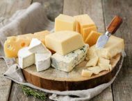 Чи може бути шкідливим твердий сорт сиру?
