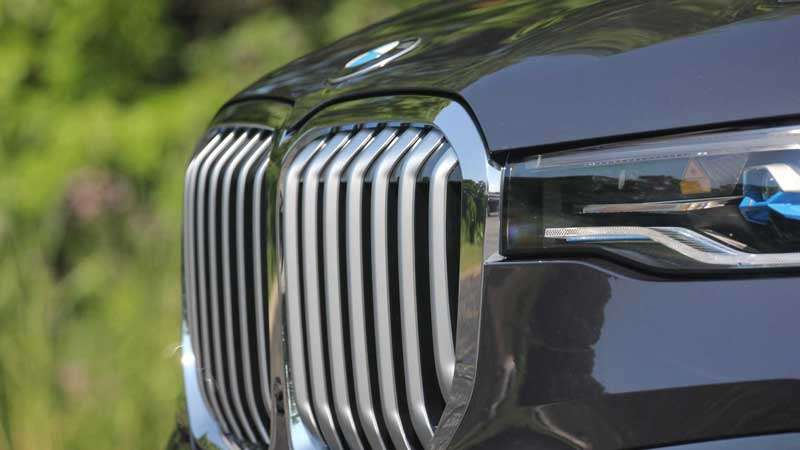 Появились новые подробности о BMW X8 Появились новые подробности о BMW X8