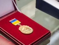 Шість медиків Дніпропетровщини отримали державні нагороди
