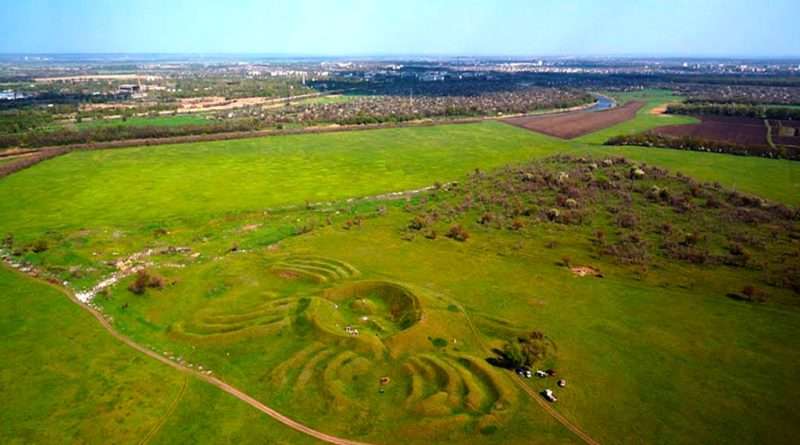 На Дніпропетровщині є загадкове місце, про яке відомо далеко за межами України На Дніпропетровщині є загадкове місце, про яке відомо далеко за межами України