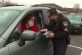 В США полицейские дают водителям конфеты вместо штрафов
