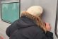 В сети едко высмеяли пенсионерку, поцеловавшую вагон прибывшего из России в Крым поезда