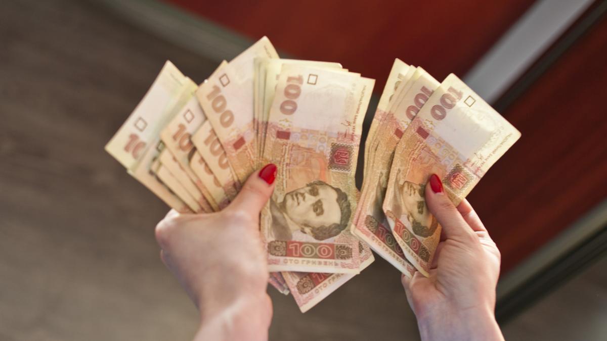 Как будет расти средняя зарплата в Украине до 2022 года: инфографика Как будет расти средняя зарплата в Украине до 2022 года: инфографика