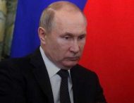 В сети высмеяли фотожабой конфуз Путина в новогоднюю ночь