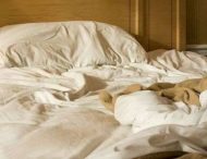 Запах у спальні – ознака постільних клопів