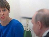Реакцию президента Эстонии на подарок Путина высмеяли яркой фотожабой