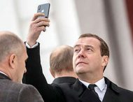 После отставки Медведев отписался от аккаунта правительства РФ в Instagram