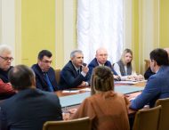 В Офісі Президента обговорили пропозиції щодо вирішення економічних проблем Донбасу