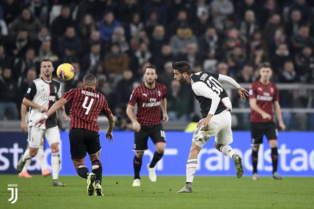 “Милан” – “Ювентус”: Сегодня состоится полуфинал Кубка Италии “Милан” – “Ювентус”: Сегодня состоится полуфинал Кубка Италии