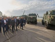 Президент відвідав завод «АвтоКрАЗ» у Кременчуці