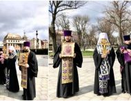 Выгоняли коронавирус: во Львове московские попы с иконами и крестами устроили шествие по городу