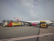До Києва прибув літак з другою партією медичного вантажу з Китаю