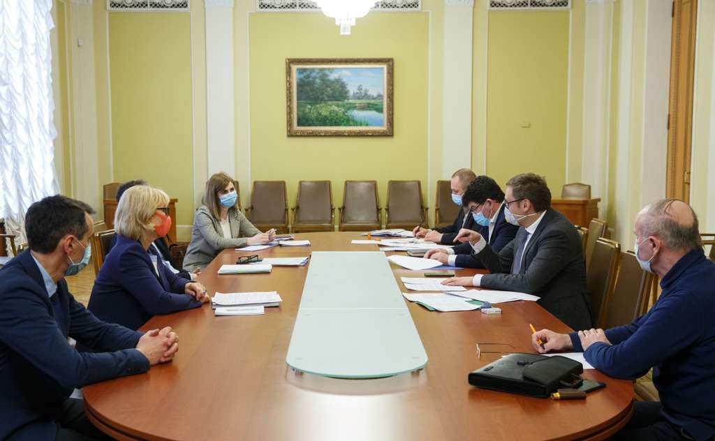 В Офісі Президента обговорили готовність Державної кримінально-виконавчої служби до протидії коронавірусу В Офісі Президента обговорили готовність Державної кримінально-виконавчої служби до протидії коронавірусу