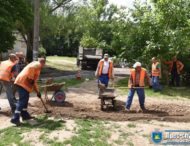 ДЕ В НІКОПОЛІ УКЛАДАЮТЬ НОВИЙ ВОДОПРОВІД, РЕМОНТУЮТЬ ДОРОГИ ТА ТРОТУАРИ І НЕ ТІЛЬКИ.