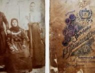 Жителька Новомосковська викупила старовинні фотокартки та подарувала їх музею (Фото)