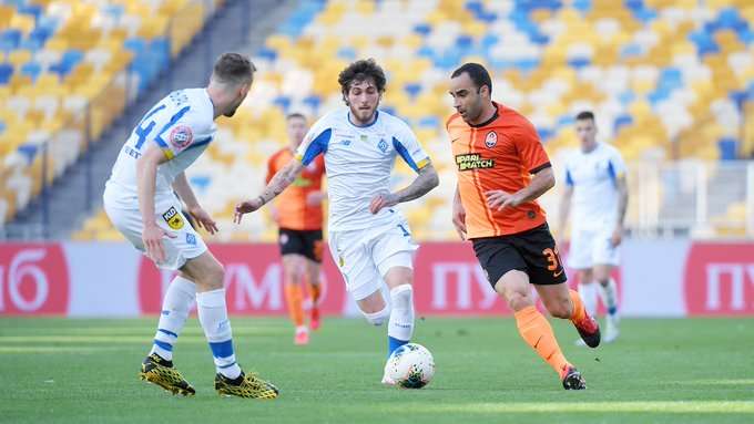 “Динамо” проиграло в Киеве “Шахтеру” “Динамо” проиграло в Киеве “Шахтеру”