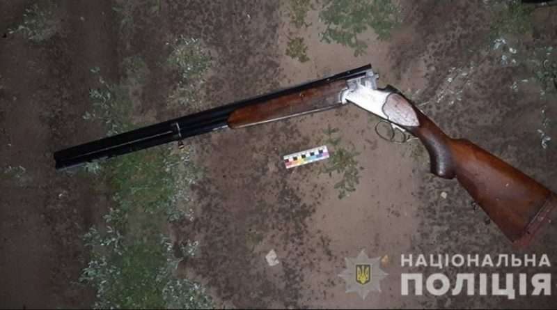 На Дніпропетровщині зловмисник з рушниці вистрелив у підлітка На Дніпропетровщині зловмисник з рушниці вистрелив у підлітка