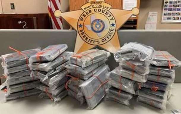 Мужчина обнаружил в купленном авто кокаин на 850 тысяч долларов Мужчина обнаружил в купленном авто кокаин на 850 тысяч долларов