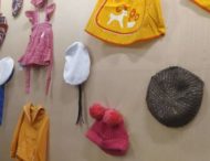 Кепки и дамские шляпки: на Днепропетровщине открылась необычная выставка (Фото)