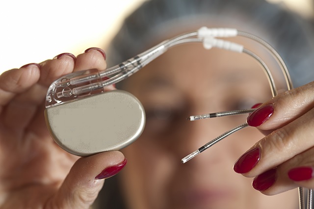 Цьогоріч мешканцям Дніпропетровщини безкоштовно імплантували понад півтисячі кардіостимуляторів Цьогоріч мешканцям Дніпропетровщини безкоштовно імплантували понад півтисячі кардіостимуляторів