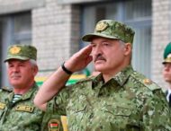 Военные забавно поздравили Лукашенко с днем рождения