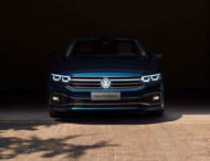 Обновленный Volkswagen Phideon получил светящийся логотип