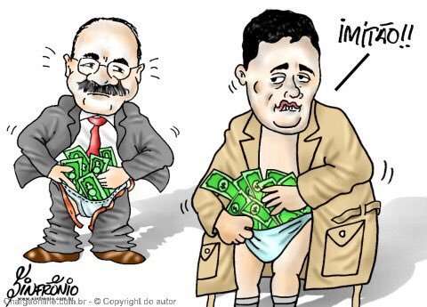 Топ-чиновник спрятал деньги в трусах и стал знаменит Топ-чиновник спрятал деньги в трусах и стал знаменит