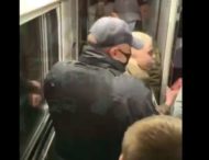 Поезд Львов-Киев остановили из-за пьяных девушек
