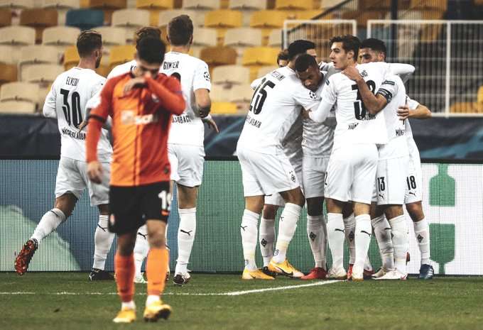 “Боруссия” в Киеве разгромила “Шахтер” “Боруссия” в Киеве разгромила “Шахтер”