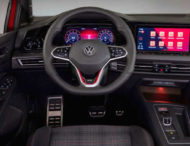 У Volkswagen Golf 8 снова проблемы с программным обеспечением