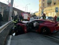 Автомойщик разбил Ferrari за 300 тысяч евро