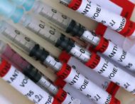 Медики нашли неожиданный способ спасти антиковидные вакцины
