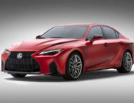 Седан Lexus IS получил 5-литровый V8