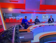На телеведущего в Колумбии упал экран