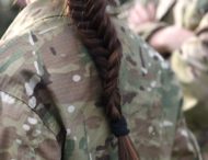 Швейцарским женщинам-военнослужащим разрешат носить женское нижнее белье