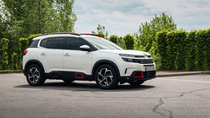 До конца мая Citroen C5 Aircross можно купить со скидкой 30 000 грн До конца мая Citroen C5 Aircross можно купить со скидкой 30 000 грн